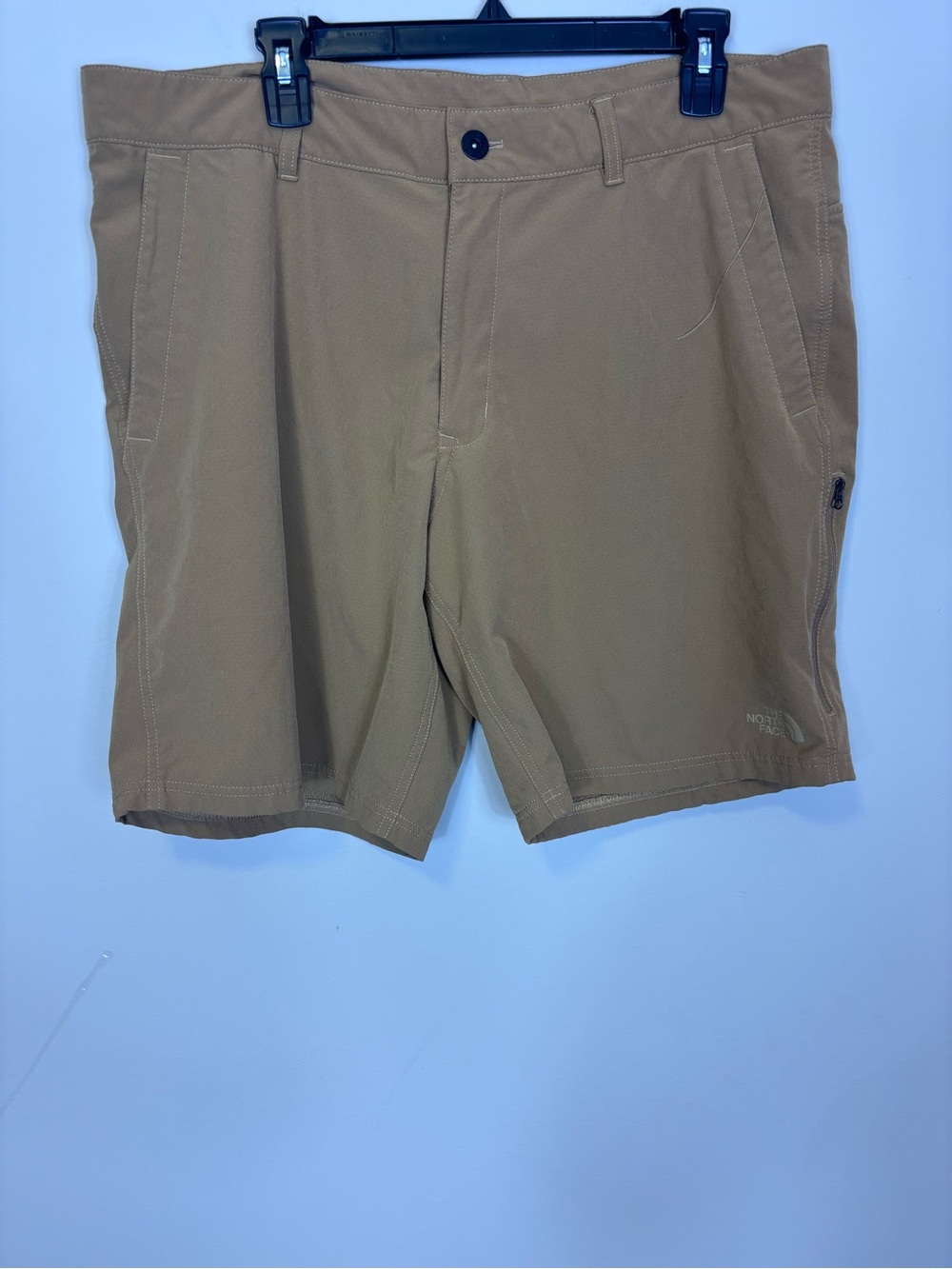 The North Face Men's Khaki/Tan Hybrid Shorts 38